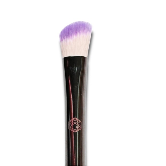 Game Beauty `Eyes On Me’ | 4 Essential Eyeshadow Brush Set Purple New - Picture 11 of 13